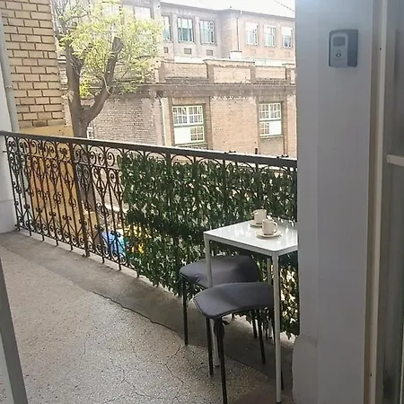 Nusi Daire Budapeşte